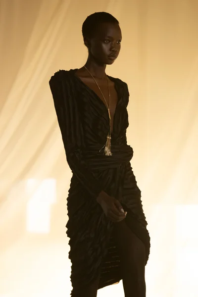 Look 7